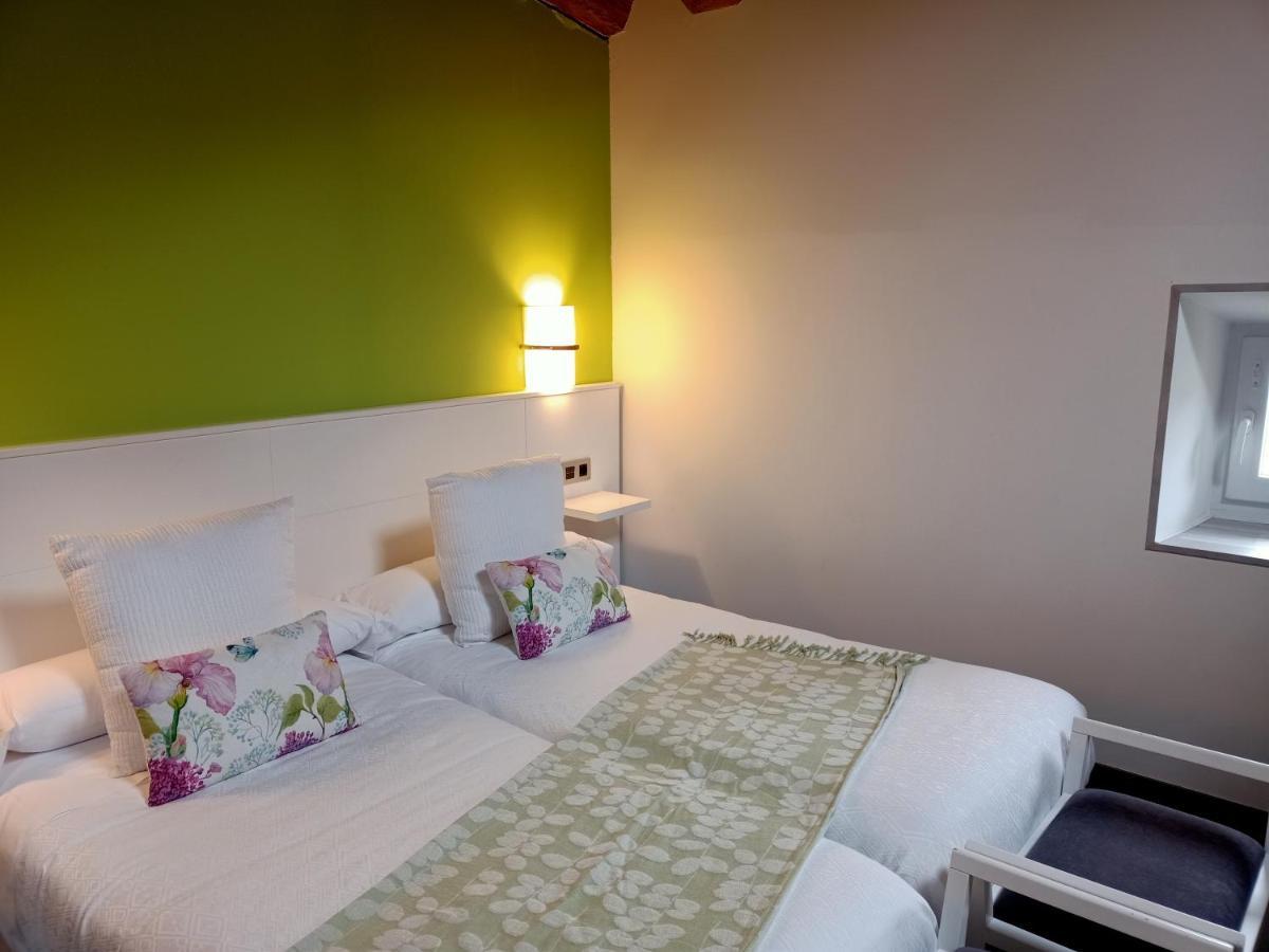 Tresanea Apartamentos Ituren Buitenkant foto
