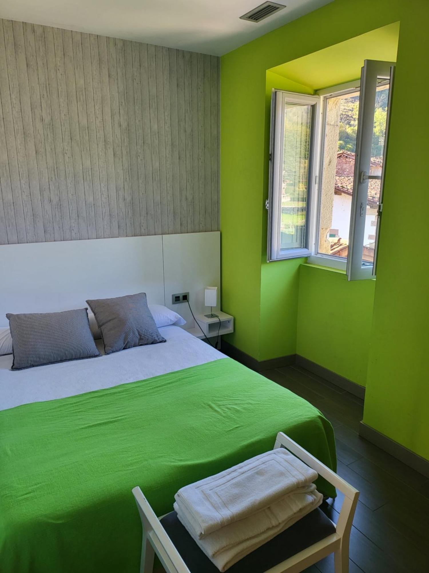 Tresanea Apartamentos Ituren Buitenkant foto