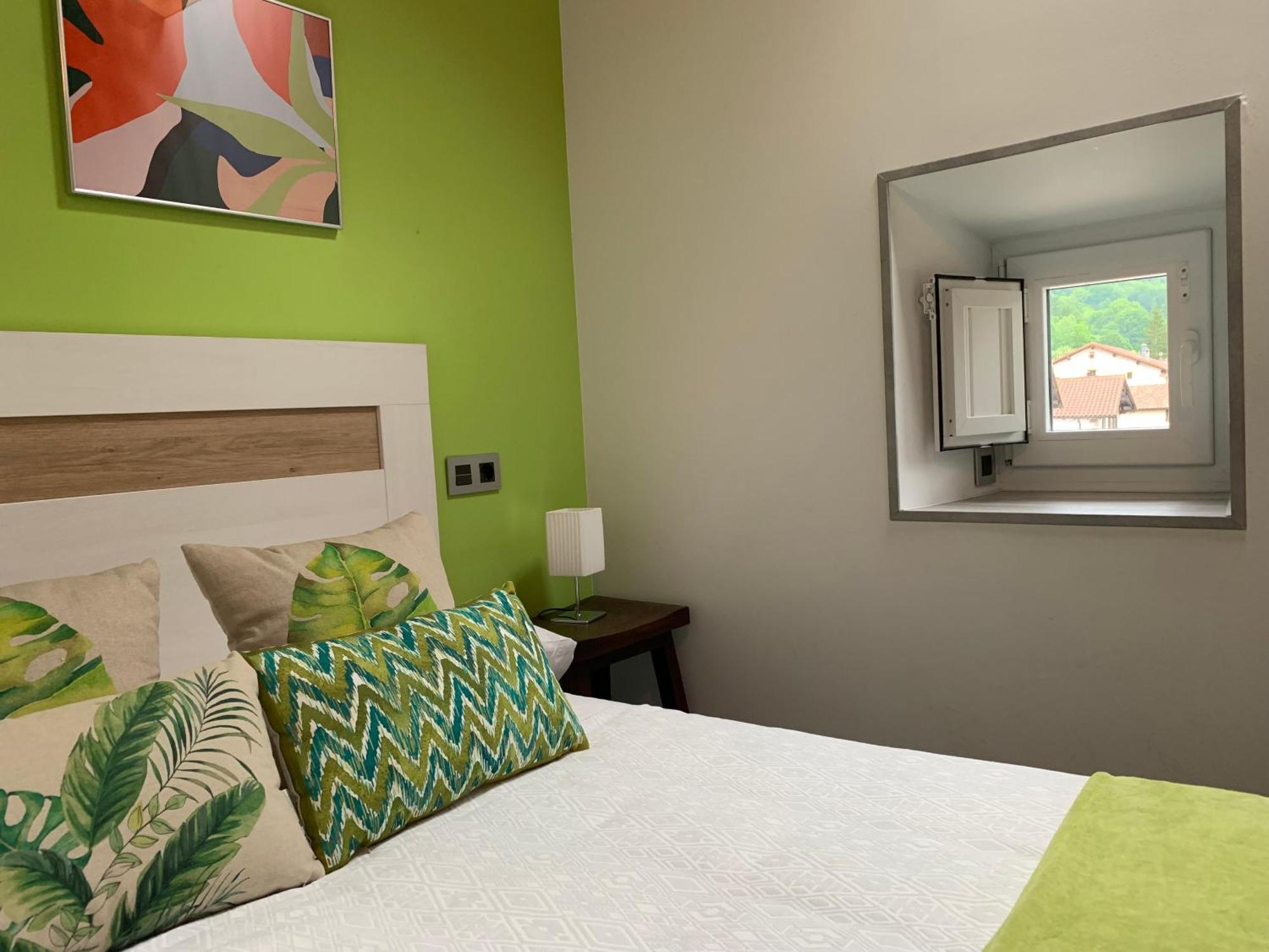 Tresanea Apartamentos Ituren Buitenkant foto